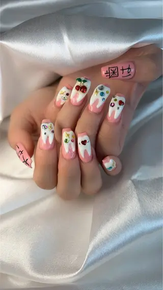 ネイル Kayo 💅のネイルデザイン