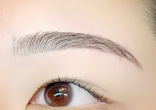 アイブロウ 藤川 瑛梨奈のマツエク・マツパデザイン