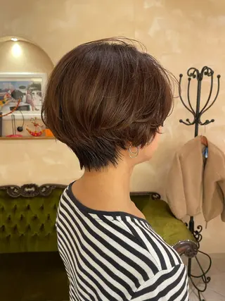 ショート ボブ ホノカのヘアスタイル