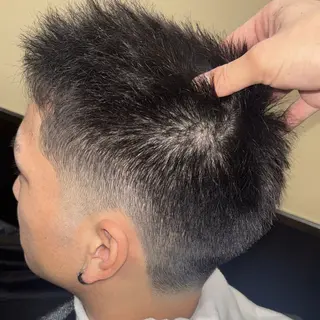 メンズ 與那嶺 瑞利のヘアスタイル