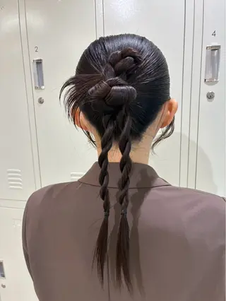 ロング ヘアアレンジ いなだ さくらのヘアスタイル