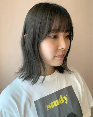 ミディアム カラー hub hair レイヤー/透明感のヘアスタイル