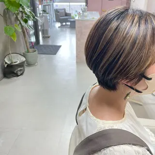 ショート カラー 坂本 沙也加のヘアスタイル