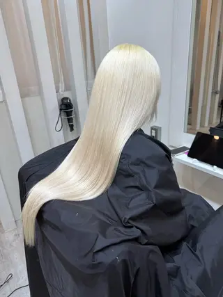 ロング andKおもろまち店 艶ダブルカラー✨のヘアスタイル