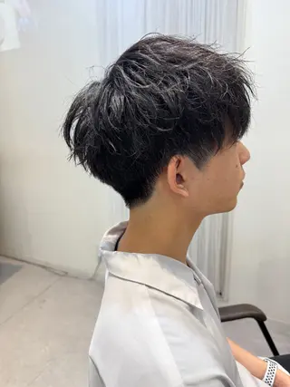 ミディアム パーマ メンズ 似合う髪型が 分からない方へのヘアスタイル
