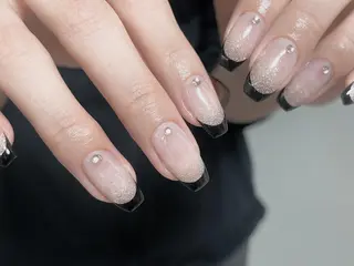 ネイル Shis_🦄shi 韓国風キラキラネイルのネイルデザイン