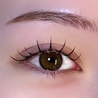 マツエク・マツパ plus Eono所属・Plus Eono ／ Kaedeのマツエク・マツパデザイン