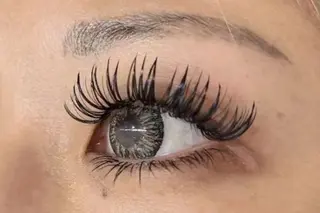 マツエク・マツパ 井本 真凜のマツエク・マツパデザイン