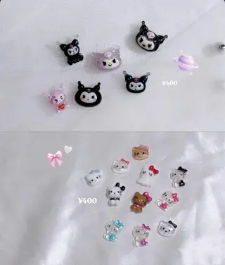 ネイル 𝓇𝒶𝓃𝒶𝓃 𝓃𝒶𝒾𝓁のネイルデザイン