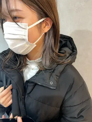 ミディアム カラー UMEDA FIGAROのヘアスタイル