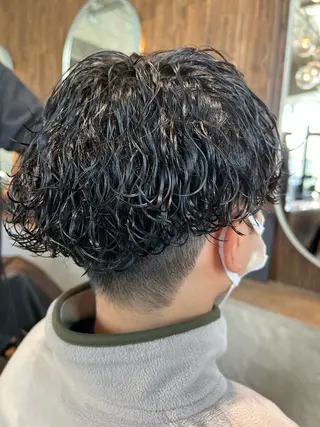 ショート パーマ メンズ 波巻きスパイラルパー マ/シャドウパーマ駿のヘアスタイル