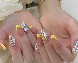 ネイル Pure&Rich Nailのネイルデザイン