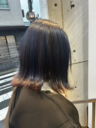 セミロング カラー イワサキ リカのヘアスタイル