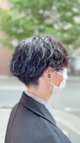 ミディアム パーマ メンズ 𝙢𝙚𝙣'𝙨 𝙝𝙖𝙞𝙧高津のヘアスタイル