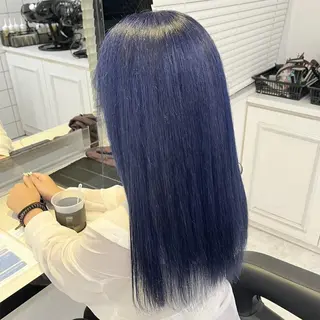 セミロング 🤍ハイトーン寒色 🤍MADOKAのヘアスタイル