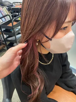 ロング カラー パーマ ヘアアレンジ ハイトーンカラー🤍 山下 優華のヘアスタイル