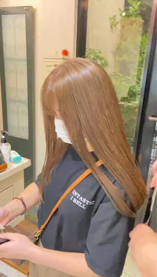 ロング カラー 抜きっぱなしブロンド /ハイトーン/カナタのヘアスタイル