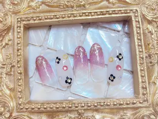 ネイル マジック ミラーのネイルデザイン