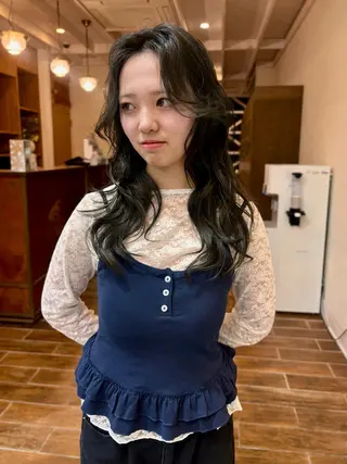 ロング ハイトーン/デザイン カラー/るいのヘアスタイル