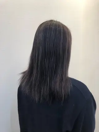 カラー ツノガイ エリのヘアスタイル