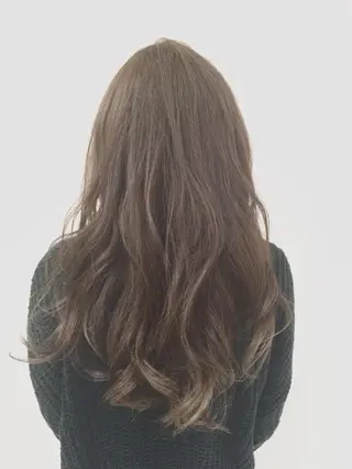 ロング カラー ハイトーン×髪質改善 KENTAのヘアスタイル