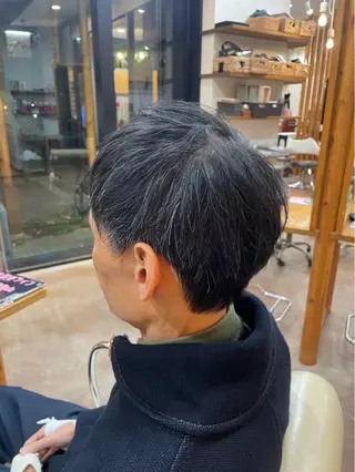 メンズ シミズ チハルのヘアスタイル