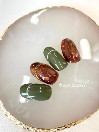ショート カラー ネイル アイブロウ INFINITY Sachiのネイルデザイン