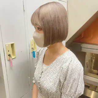 ショート カラー ゆう🫧 透明感/ハイトーンのヘアスタイル