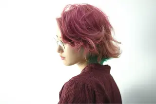 ショート カラー ヘアアレンジ キッズ ネイル マツエク・マツパ シールエクステ／豊中 吉田孝司のヘアスタイル