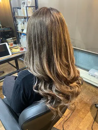 ロング 吉川 眞之亮のヘアスタイル