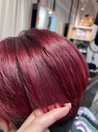 カラー 山中 欧輔のヘアスタイル