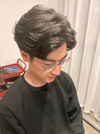 ミディアム パーマ メンズ Yin Yang 下北沢所属・エイヤ/メンズパーマ 🪮/カラー🌈のヘアスタイル