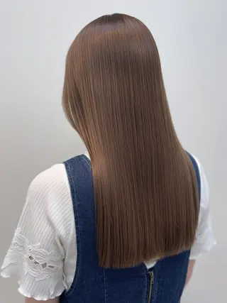 ロング 村岡彩優/松本 /ブリーチ/艶カラーのヘアスタイル