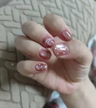 ネイル Nailsalon Jasmine 池袋東口所属・ギウ ジーナのネイルデザイン