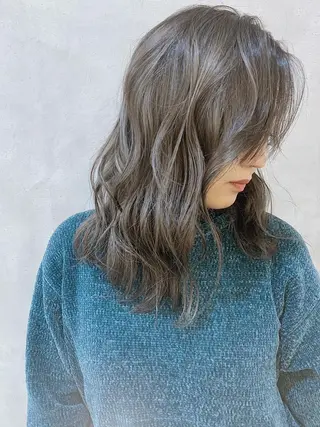 セミロング カラー MOU namba ムウナンバのヘアスタイル