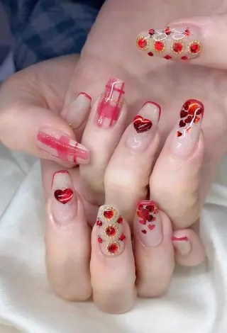 ネイル マツエク・マツパ アイブロウ Nail&eye Belire 新宿のネイルデザイン