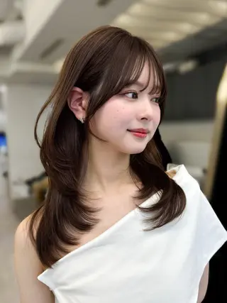 セミロング カラー 韓国ヘア♡ 顔まわりカットayaのヘアスタイル