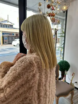 セミロング 木村 陽菜のヘアスタイル