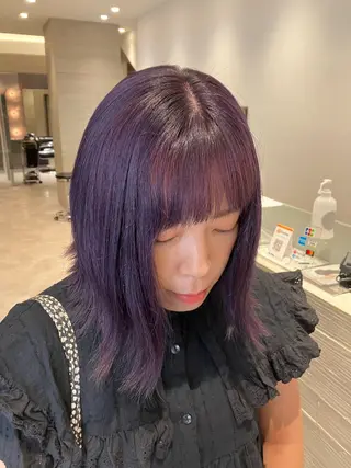 ミディアム カラー サキ🤍ハイトーン 🩰くびれ巻きヘアのヘアスタイル