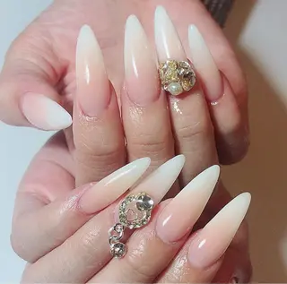 ネイル Nail salon EM（エム）諸星のネイルデザイン