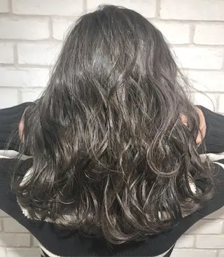 ミディアム カラー HIRO. ★のヘアスタイル