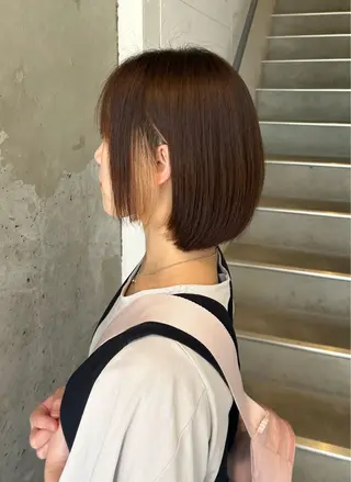 ミディアム カラー ウルフカット レイヤーカット上柿のヘアスタイル