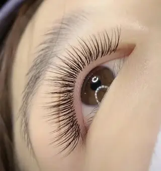 マツエク・マツパ ネイル Cute beauty2のマツエク・マツパデザイン