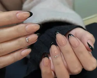 ネイル Pure&Rich Nailのネイルデザイン