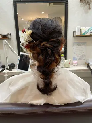 ミディアム ヘアアレンジ 津田 あかねのヘアスタイル