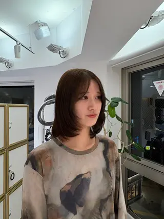 カラー 山野 華愛のヘアスタイル