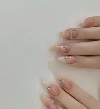 ネイル VIVIAN エイのネイルデザイン