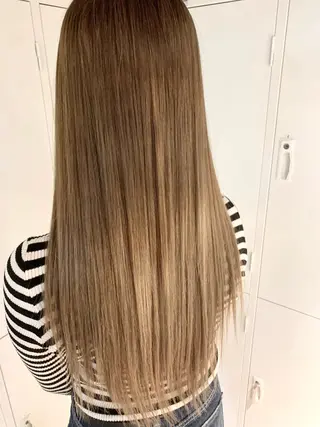 ロング ✨ハイトーン✨艶髪 ✨髪質改善✨和田のヘアスタイル