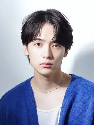 ミディアム パーマ メンズ men's salon alpha 新宿所属・メンズ特化/韓国ヘア 神崎光希のヘアスタイル