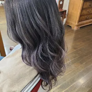 ロング カラー 近藤 那果のヘアスタイル